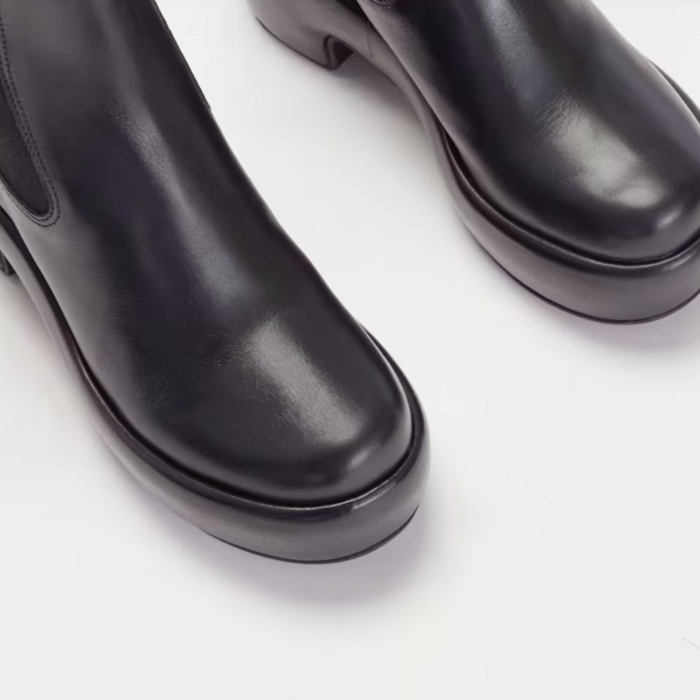 NEW Everlane Black‎ Puffa Chunky Platform Y2K 90s Short Boot in Size 10 - Picture 3 of 16